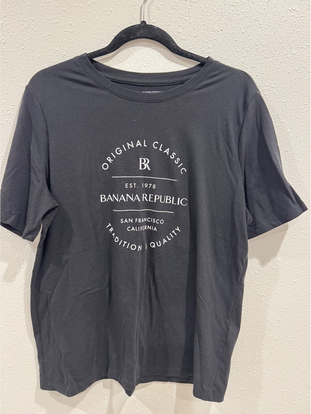 Banana Republic Women’s XL Black Original Classic 1978 Graphic T-Shirt